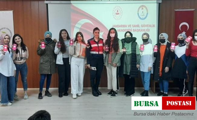 Öğrencilere jandarma anlatıldı