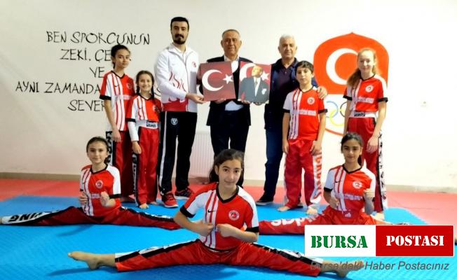Öğretmeni sayesinde kick boks ile tanıştı, 12 yaşında Türkiye şampiyonu oldu