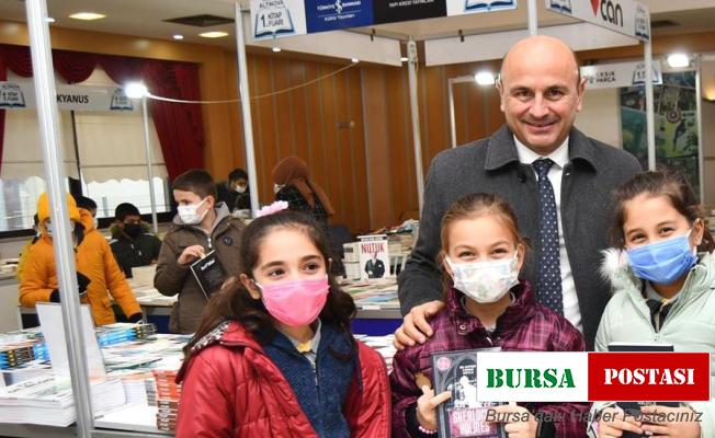 Oral: Kütüphaneler bilgi kaynağıdır