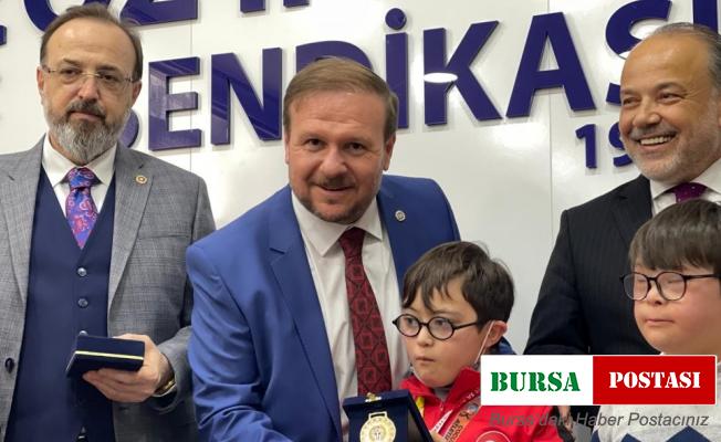 Öz-İplik-İş Sendikasından anlamlı etkinlik