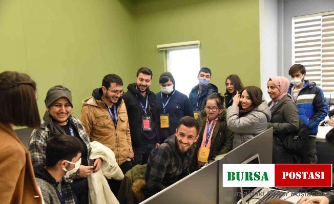 Özel çocukların üniversite hayali gerçekleştiriyor