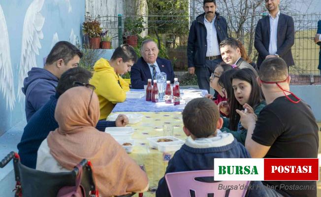Özel sporculara hem malzeme hem de manevi destek