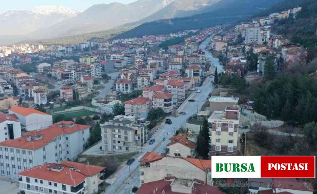 Pamukkale yollar yenilmeye devam ediyor