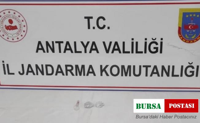 Piyasaya sürmek için Gaziantep’ten getirdiği uyuşturucular ile yakayı ele verdi