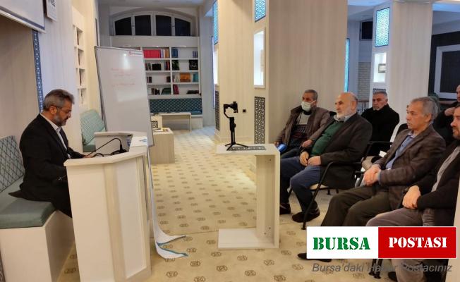 Prof. Dr. Parlak: “İstiklal Marşımız tevhit sembolüdür”