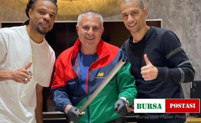 Remy ve Gökhan İnler’in kebap keyfi