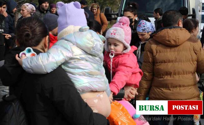 Rus bombardımanında köyleri yok olan Erzincanlılar Türkiye’de: “Bombanın düştüğü yer dümdüz oluyor”