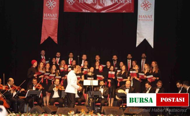 Sağlıkçılardan oluşan koro mest etti