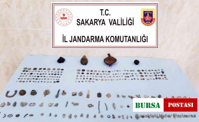 Sakarya’da 201 adet tarihi sikke ele geçirildi: 2 gözaltı