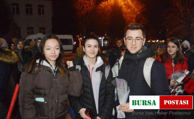 Şampiyon karateciler coşkuyla karşılandı