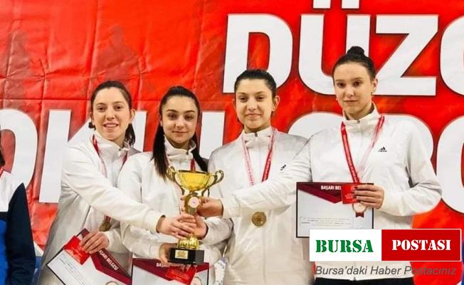 Şampiyon sporcular sevinçlerini Kaymakam Yıldırım ile paylaştı