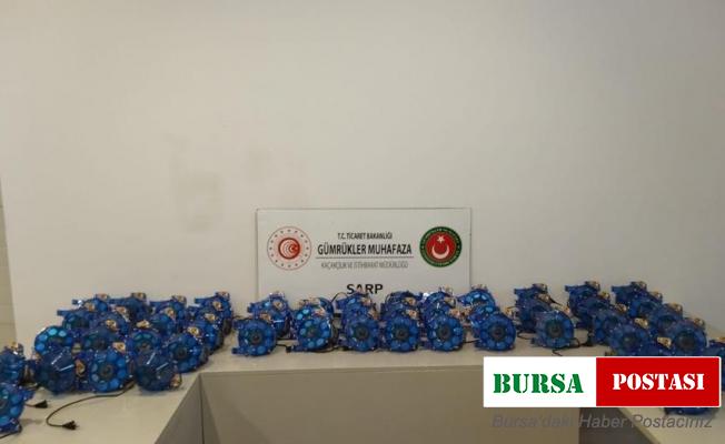 Sarp Sınır Kapısı’nda kaçak oyun makineleri ele geçirildi