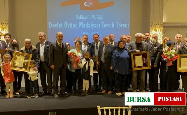 Şehit aileleri ve gazilere Devlet Övünç Madalyaları verildi