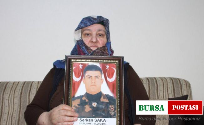 Şehit annesinin sözleri yürekleri dağladı: “6 senedir dua ediyorum bir kere rüyamda görmek için”