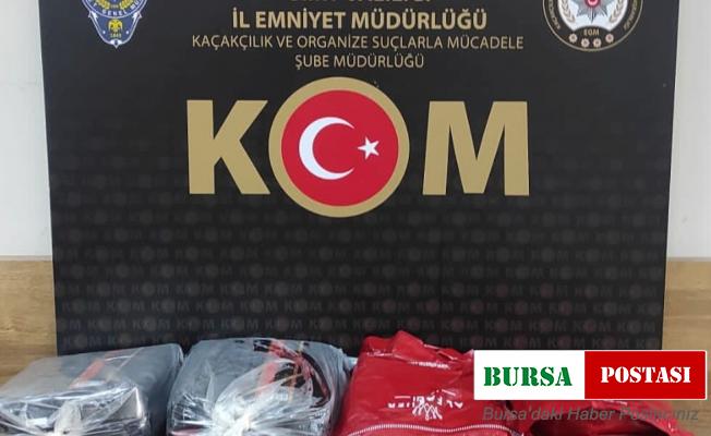 Siirt’te gümrük kaçağı tütün ele geçirildi