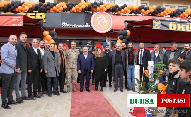 Silopi’de vatandaşlara bin adet hamburger ikram edildi