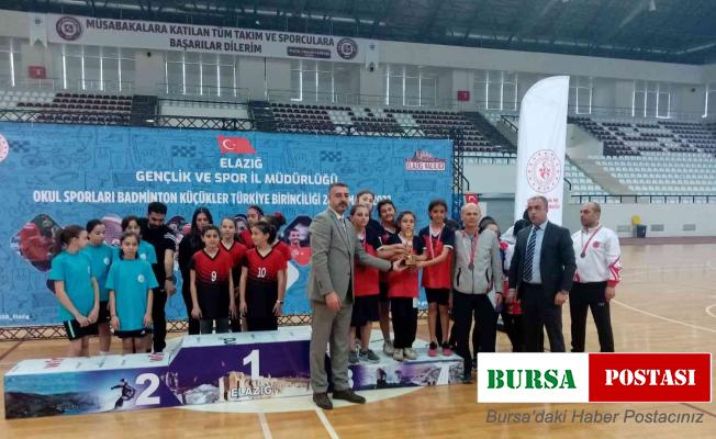 Spor salonu olmayan öğrencilerden Türkiye üçüncülüğü başarısı