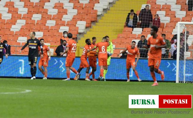 Spor Toto 1. Lig: Adanaspor: 0 – Eyüpspor: 0 (İlk yarı)
