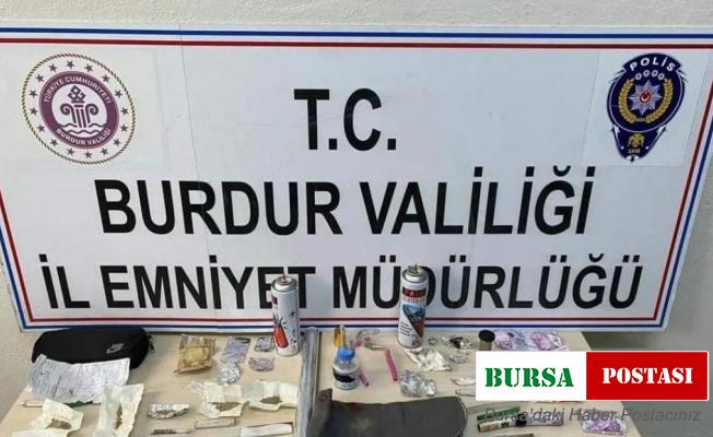 Şüpheli şahısların aracından uyuşturucu çıktı