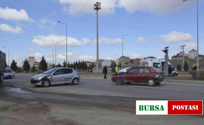 Tavşanlı’da trafik kazası: 2 yaralı