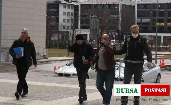 TEM’de 13 kilo 650 gram esrar yakalandı: 2 gözaltı