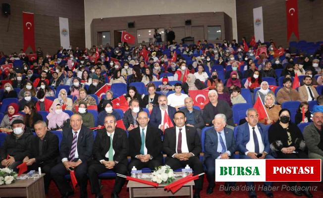 Toroslar’da ’Kuvayi Milliye Mersin’ tiyatro oyunu sahnelendi