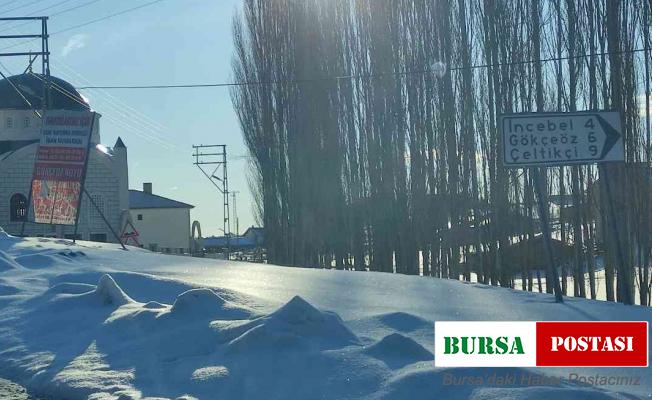 Tosya’da telefon direklerinden 400 metre kablo çalındı