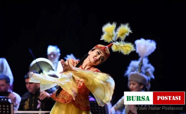 TÜRKSOY Halk Çalgıları Orkestrası’ndan Uşak’ta bahar esintisi