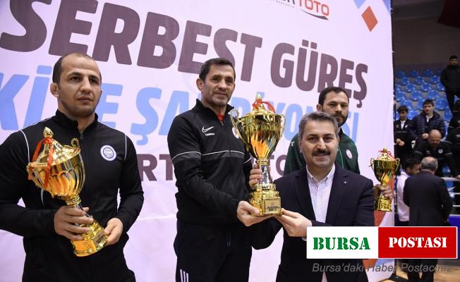 U20 Serbest Stil Erkekler Türkiye Güreş Şampiyonası sona erdi