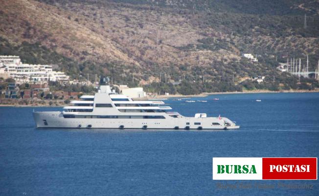 Ukraynalı yelkencilerden “My Solaris” protestosu