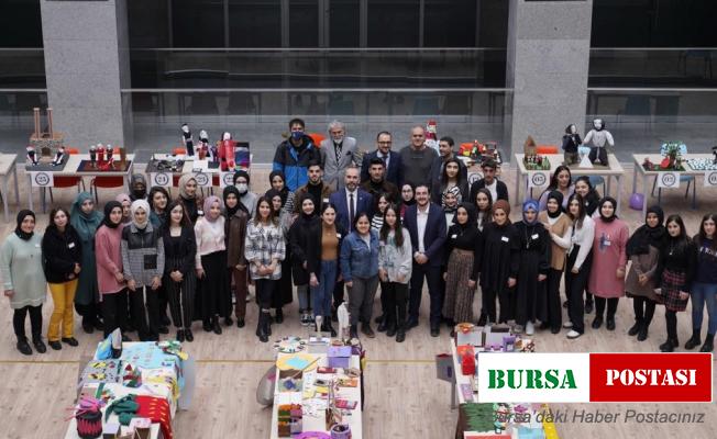 Üniversite öğrencilerinden yöresel oyuncak sergisi