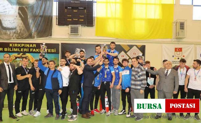 Üniversiteler arası bilek güreşi şampiyonası sona erdi