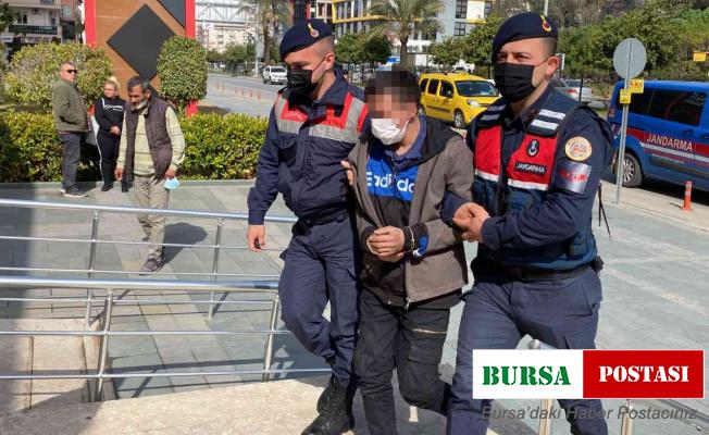 Uyuşturucu almak için 13 yayla evini soydu