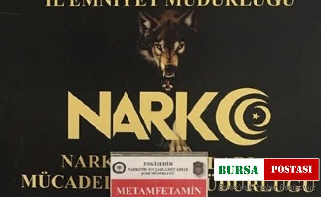 Uyuşturucu madde ele geçirilen apartta 4 kişi yakalandı