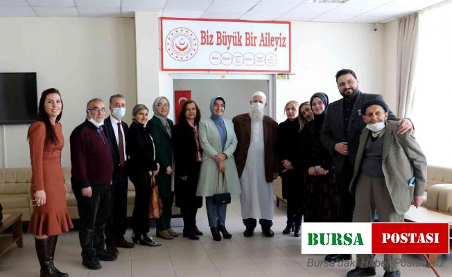 Vali Bilmez yaşlılarla bir araya geldi