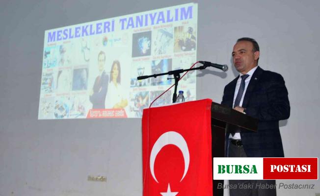 Vali Öner, tecrübelerini öğrencilerle paylaştı