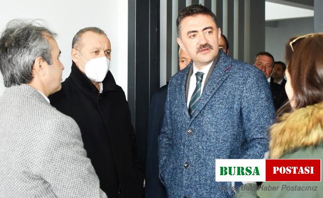 Vali Tekbıyıkoğlu, TOBB Mesleki ve Teknik Anadolu Lisesi’ni gezdi