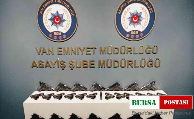 Van’da 60 adet kurusıkı tabanca ele geçirildi