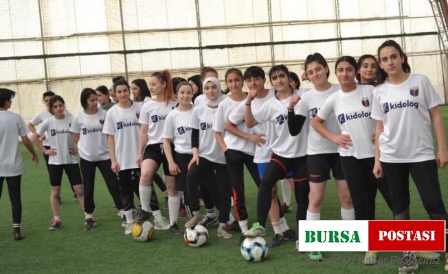 Vanlı yeşil sahanın sultanları şampiyonluğu hedefliyor