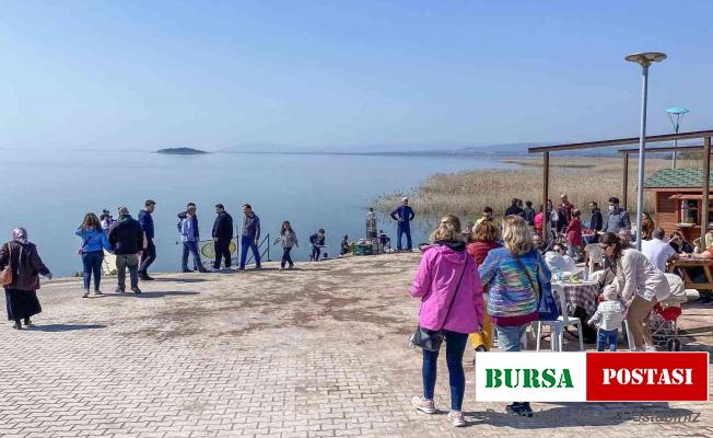 Yaren leyleğin köyüne ziyaretçi akını