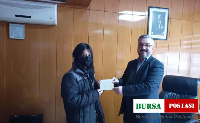 Yarışmada dereceye giren öğrenciler ödüllendirildi