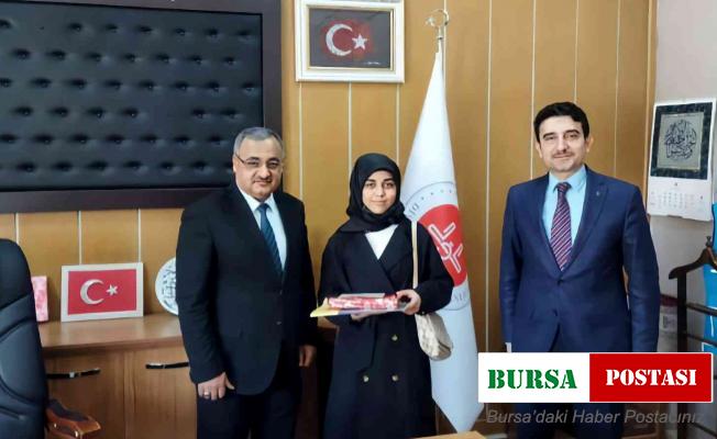 Yarışmalarda dereceye giren öğrencilere ödülleri verildi