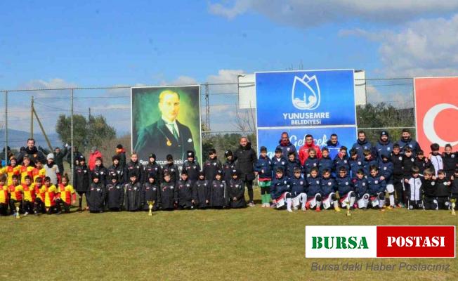 Yunusemre Belediyesinden Çanakkale Zaferi anısına futbol turnuvası