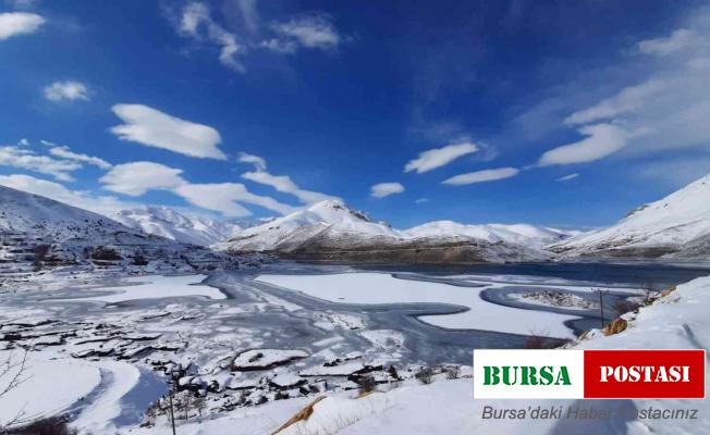 Yüzen adalar kar ile ayrı güzel