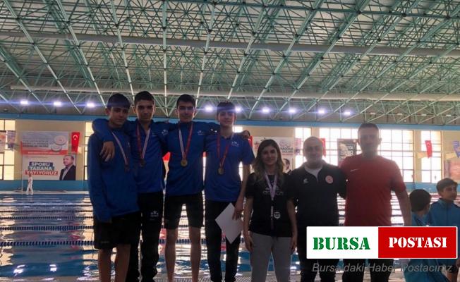 Yüzücülerde Türkiye yarı finali sevinci