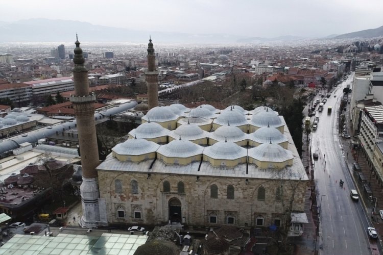 Cuma Namazı’nda Bursa Ulu Camii Dolup Taştı